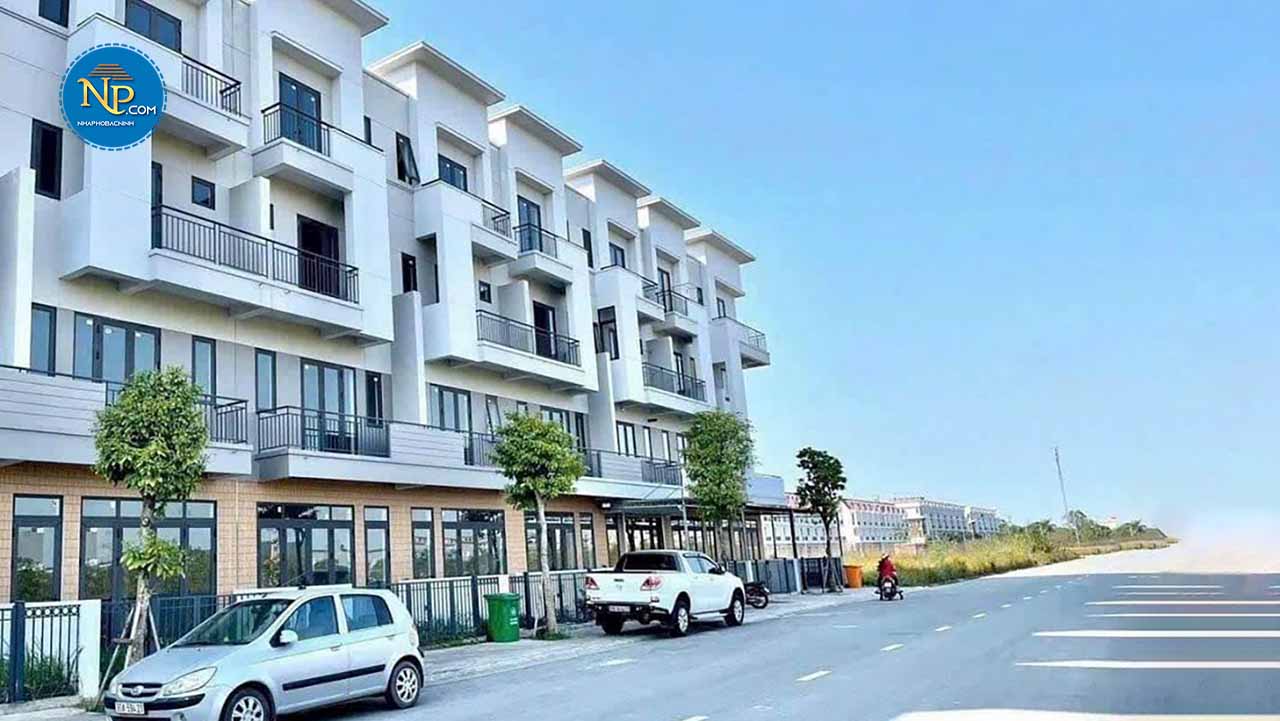 CHO THUÊ NGUYÊN CĂN 4 TẦNG SẮP HOÀN THIỆN XONG TẠI CENTA DIAMOND VSIP 